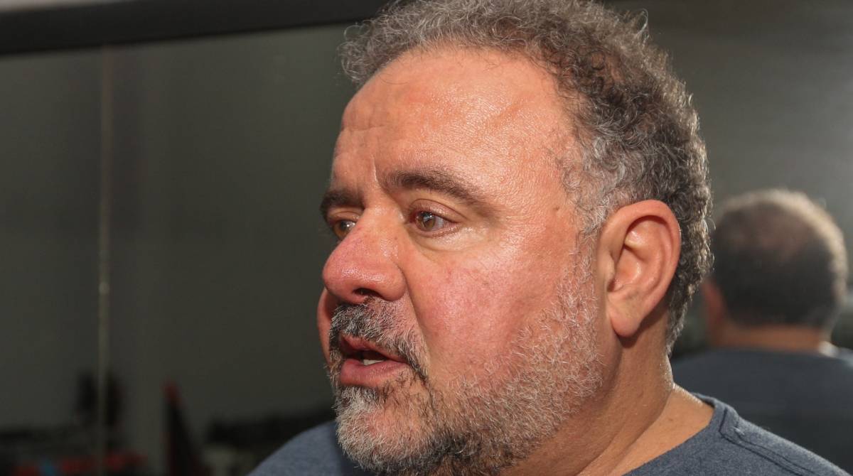 Rio de Janeiro (RJ), 03/06/2019, ESPECIAL LEO JAIME - Entrevista com o cantor e compositor Leo Jaime, Barra da Tijuca, zona oeste do Rio de Janeiro.Foto: Armando Paiva / Ag&ecirc;ncia O Dia Especial, Leo Jaime, Danca, Rio de Janeiro