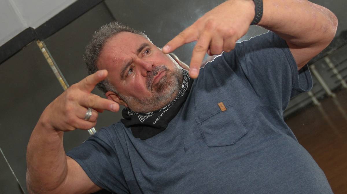 Rio de Janeiro (RJ), 03/06/2019, ESPECIAL LEO JAIME - Entrevista com o cantor e compositor Leo Jaime, Barra da Tijuca, zona oeste do Rio de Janeiro.Foto: Armando Paiva / Ag&ecirc;ncia O Dia Especial, Leo Jaime, Danca, Rio de Janeiro