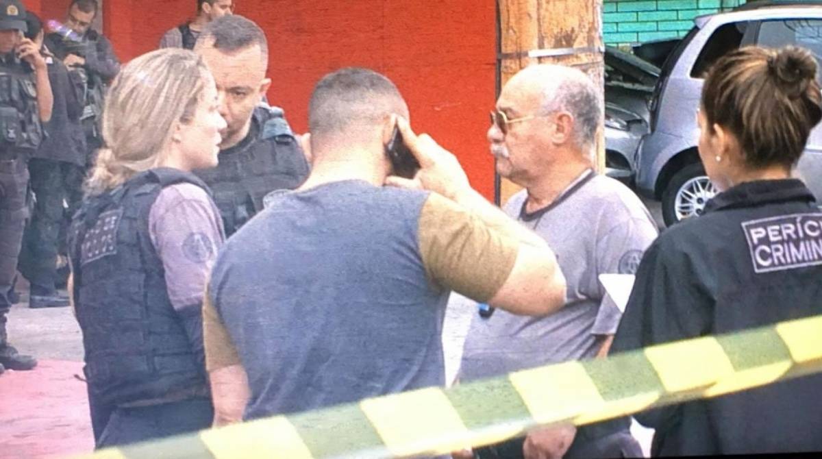 A perícia foi feita pela Delegacia de Homicídios da Capital