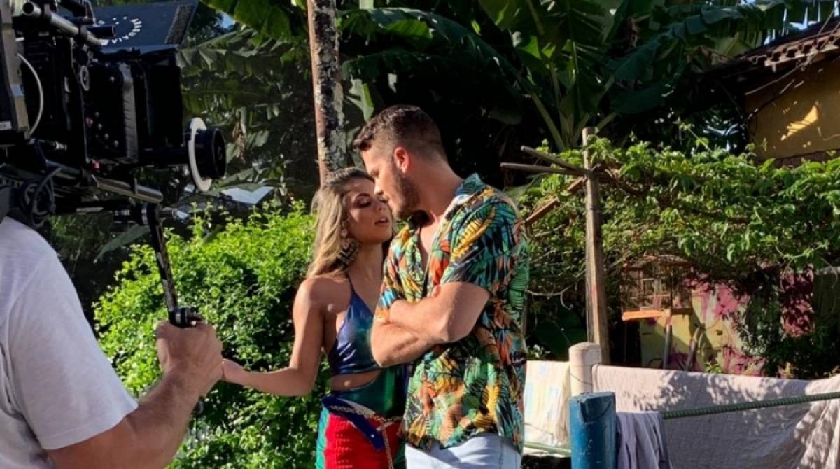 Lexa grava participação em clipe de Mickael Carreira - Divulgação