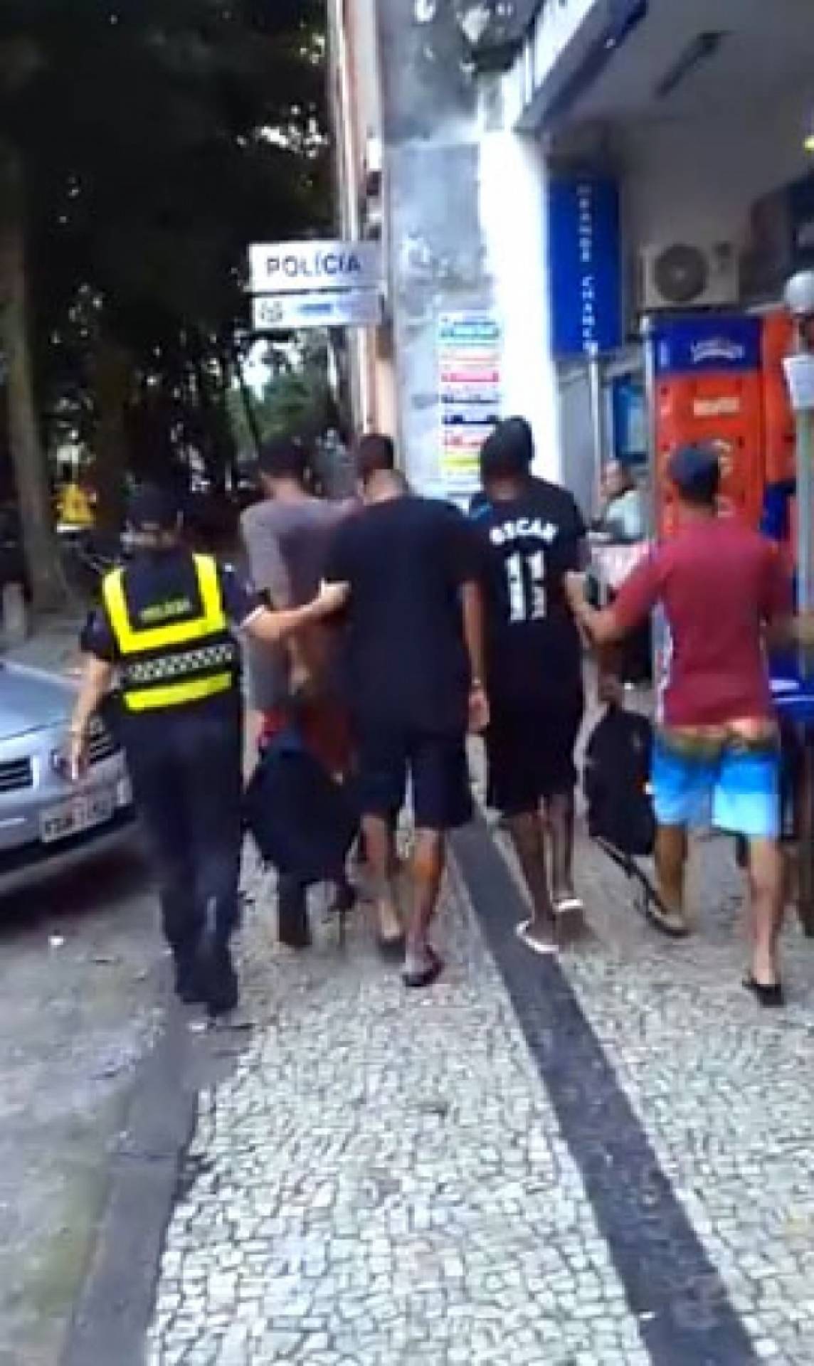 Bandidos foram levados à 12ª DP - Divulgação / Polícia Militar