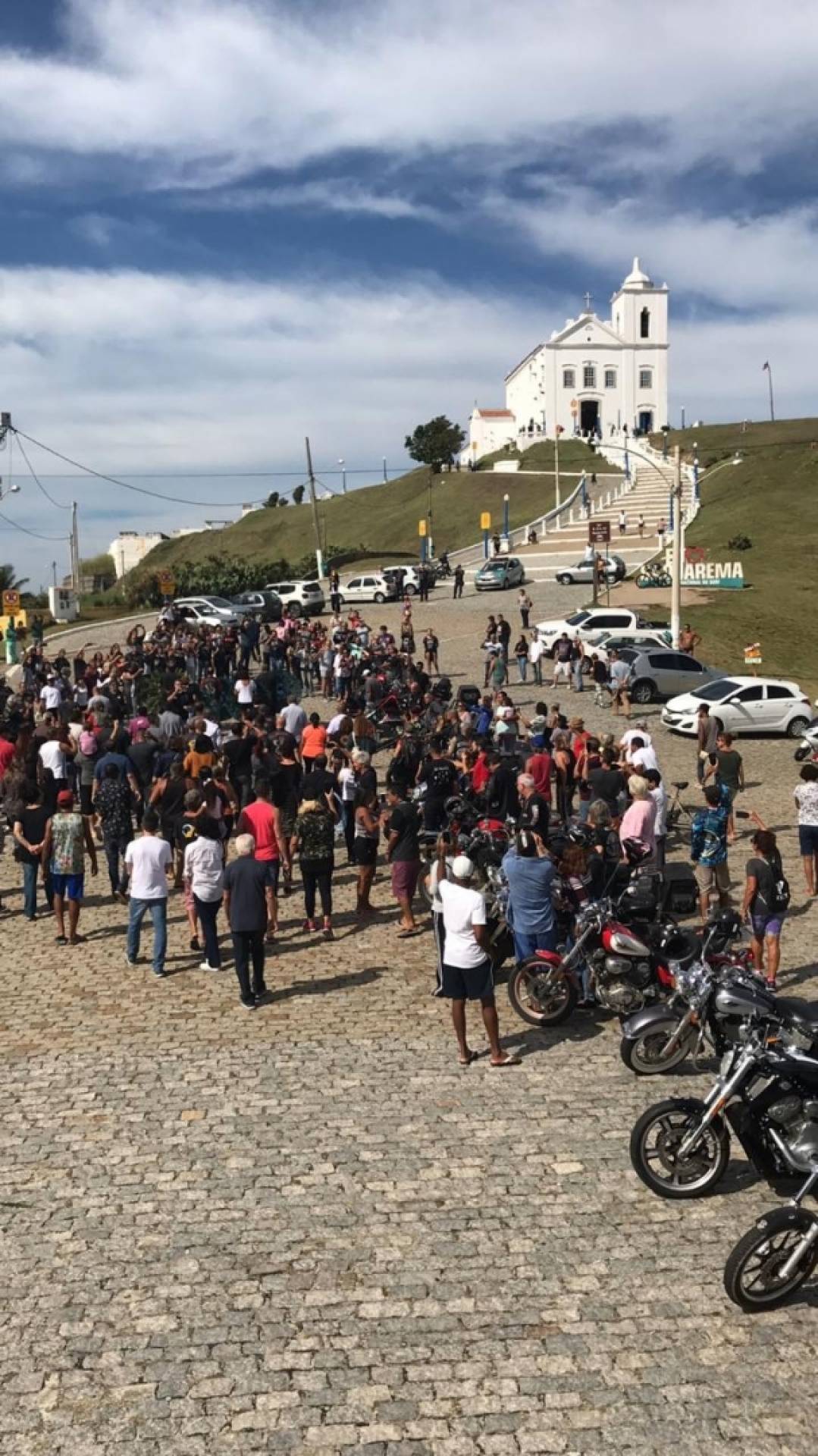 Serguei é enterrado em Saquarema