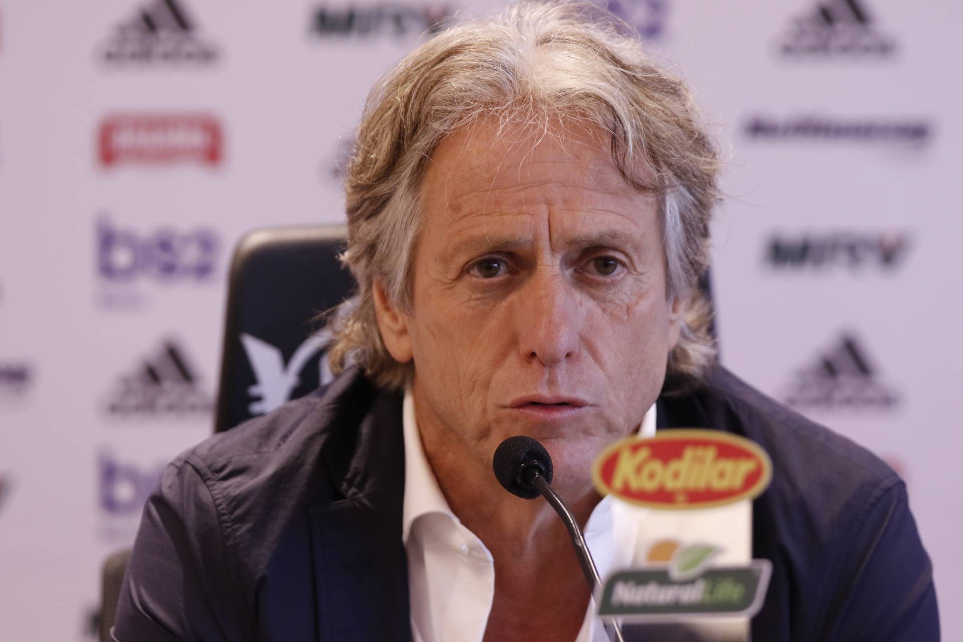 Jesus chega ao Flamengo em busca