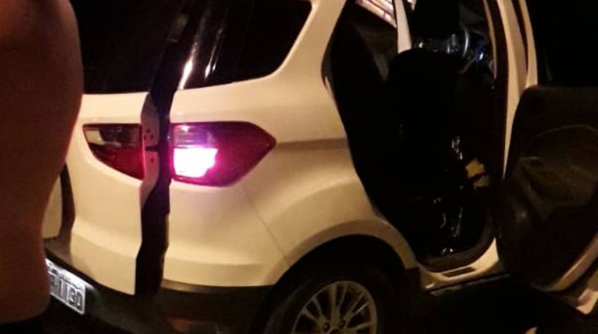 Corpos estava em um Ford Ecosport branco