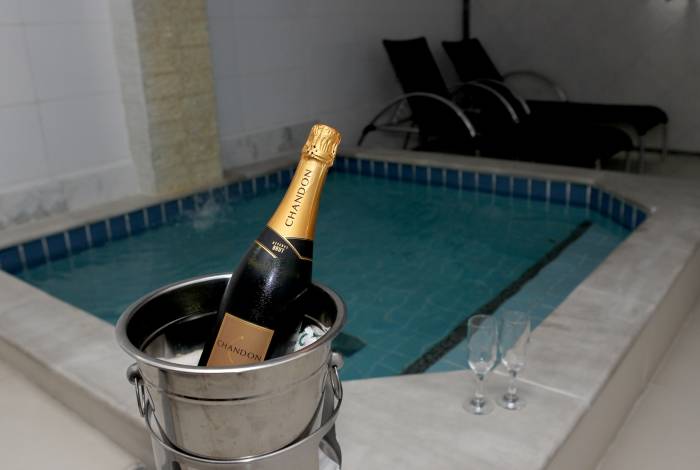 Rio de Janeiro - 11/06/2019 - Especial dia dos Namorados. Na foto acima o Motel Nosso Hotel. Foto: Luciano Belford/Agencia O Dia - Luciano Belford/Agência O Dia