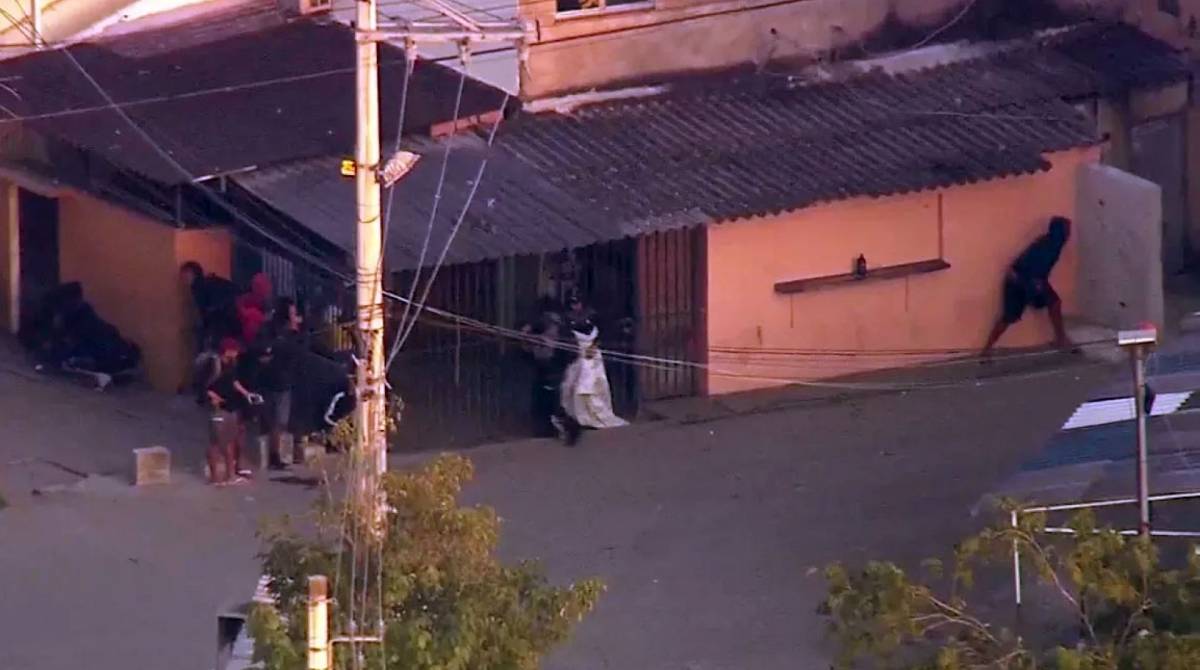 Criminosos estavam fortemente armados