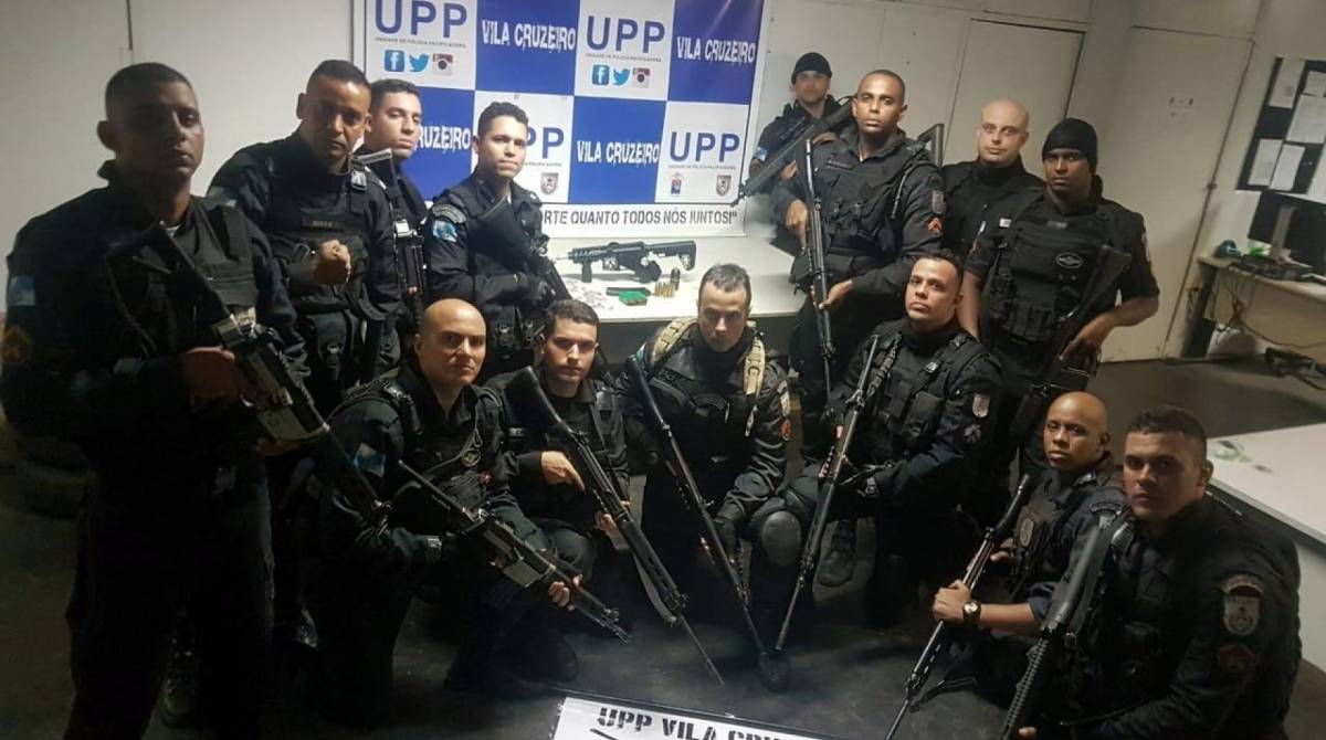 Após ataque à base da UPP Vila Cruzeiro, dois traficantes morrem em