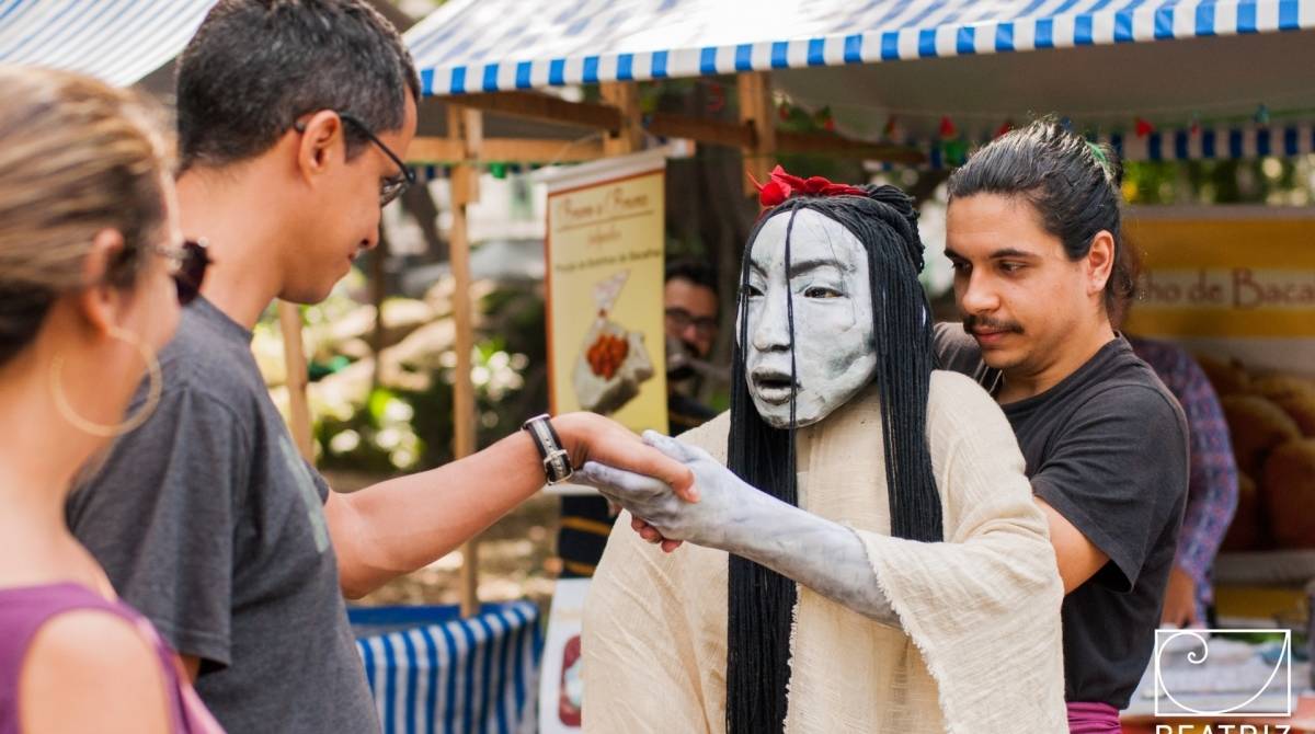 Anima Praça leva teatro de formas animadas a Madureira