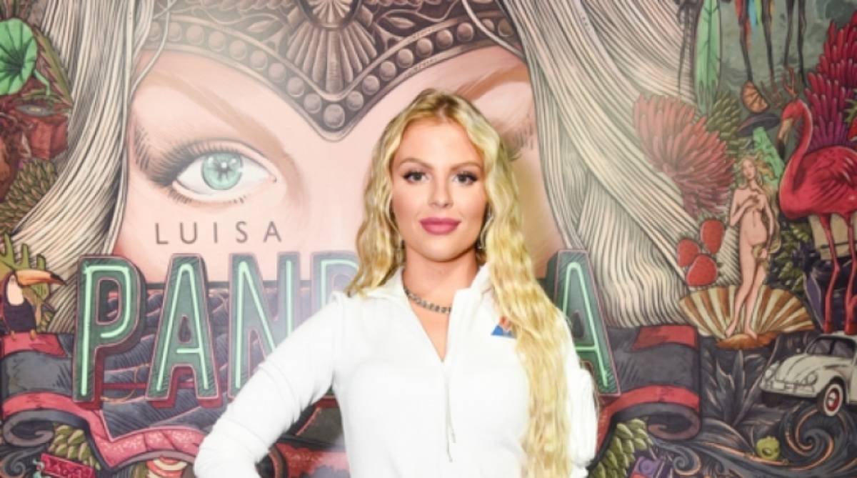 Luisa Sonza faz pocket show para lançar seu álbum, 'Pandora'