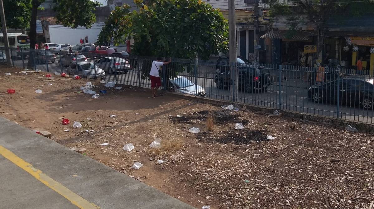 Homem dá tiro para o alto em trem na altura de Anchieta durante