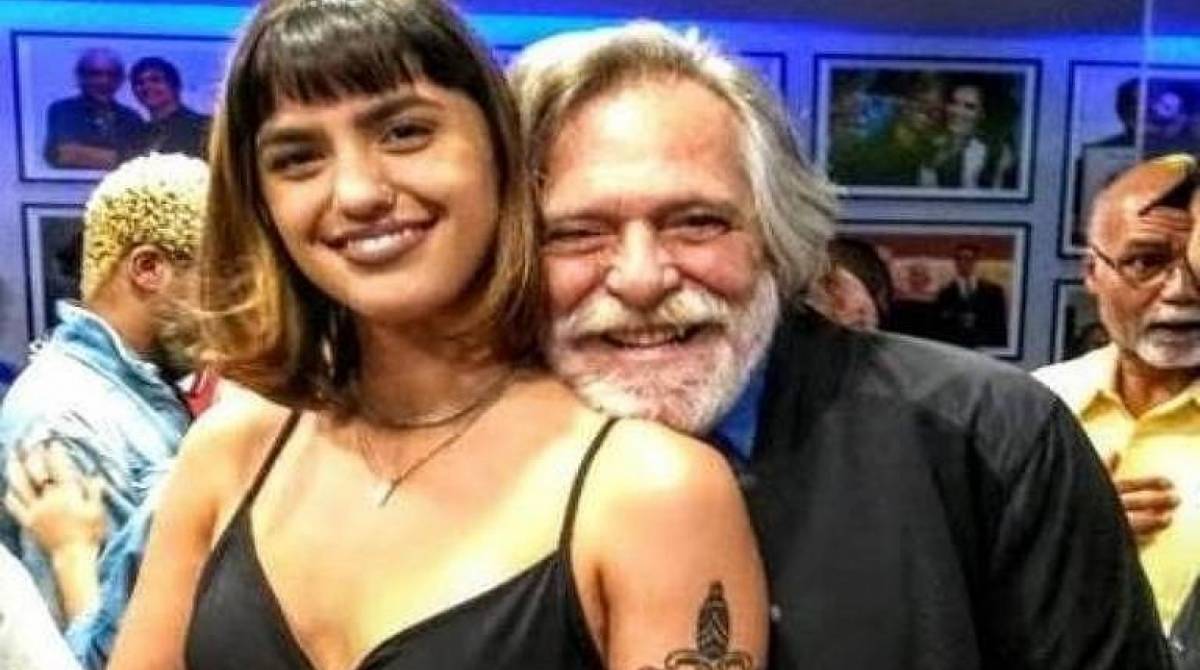 Carol Junger e José de Abreu - Reprodução Instagram