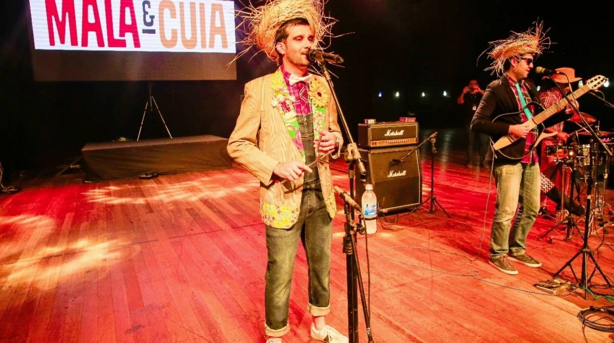 Festa de Santo Ant&ocirc;nio atrai mais de 100  mil pessoas em Duque de Caxias