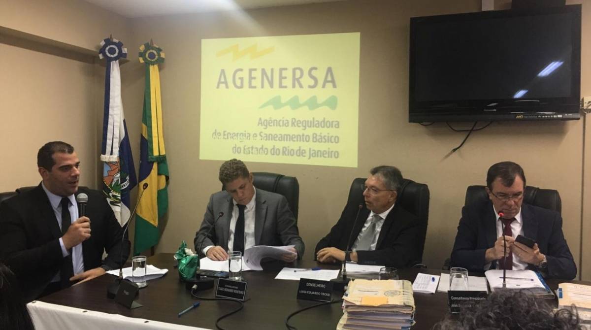 Secretário de Desenvolvimento, Lucas Tristão (ao microfone), na apresentação das mudanças ao setor - Divulgação