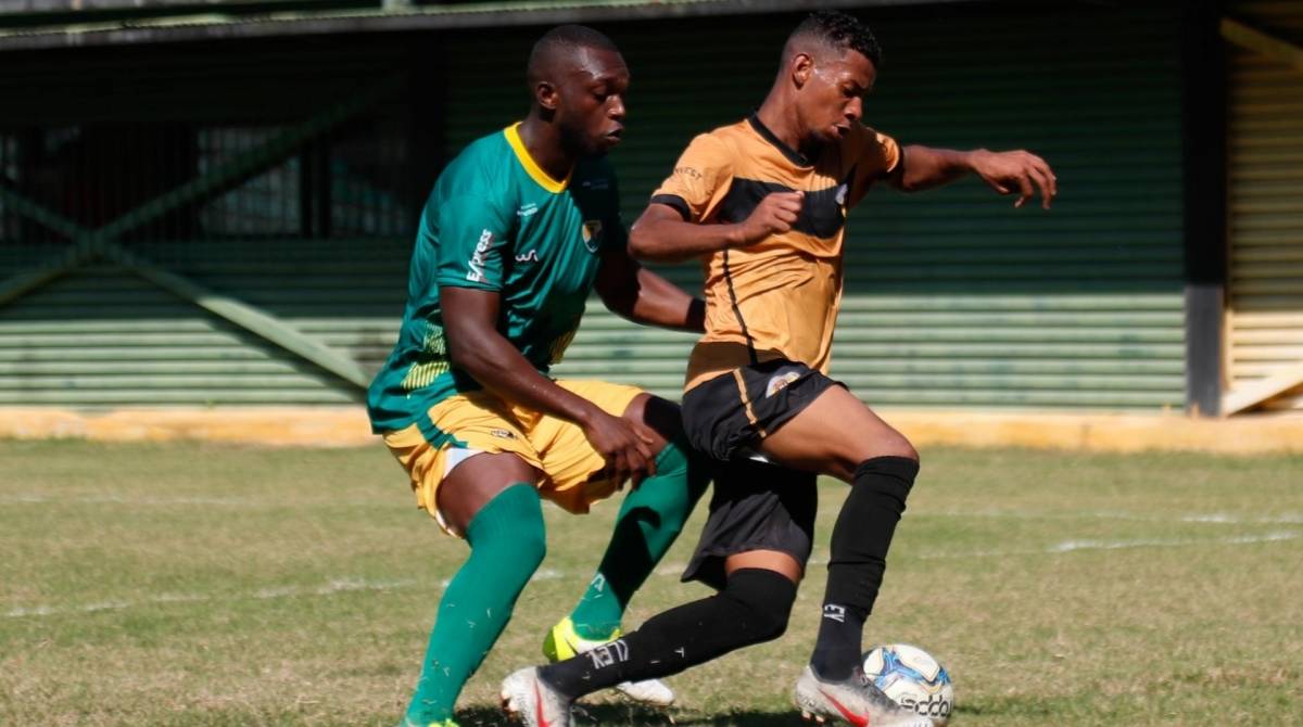 Rio, 19/06/2019, Especial Futebol Raiz, na foto jogo entre 7 de Julho x Tigres, foto de Gilvan de Souza / Agencia O Dia