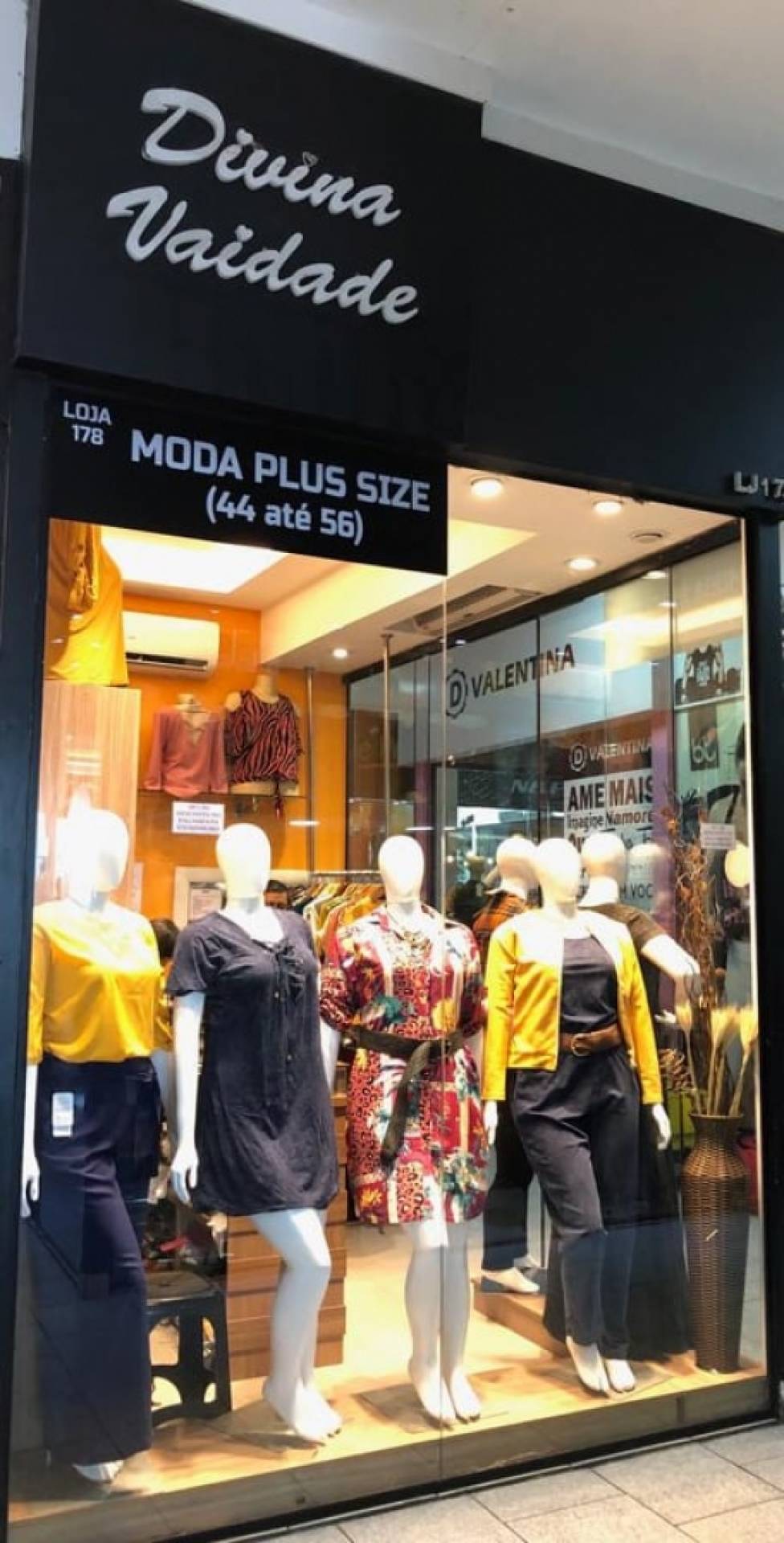 Vitrine de inverno traz estampas, xadrez e animal print