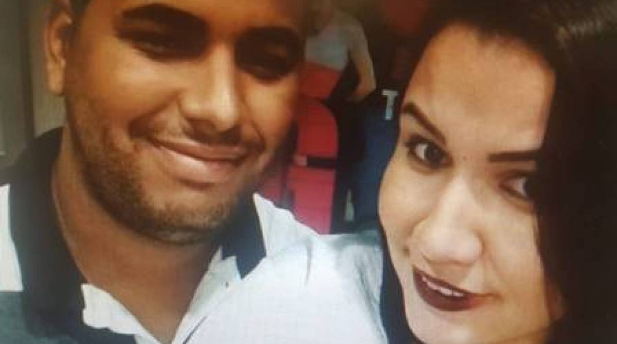 Douglas e Michelle, filha do auxiliar de logística