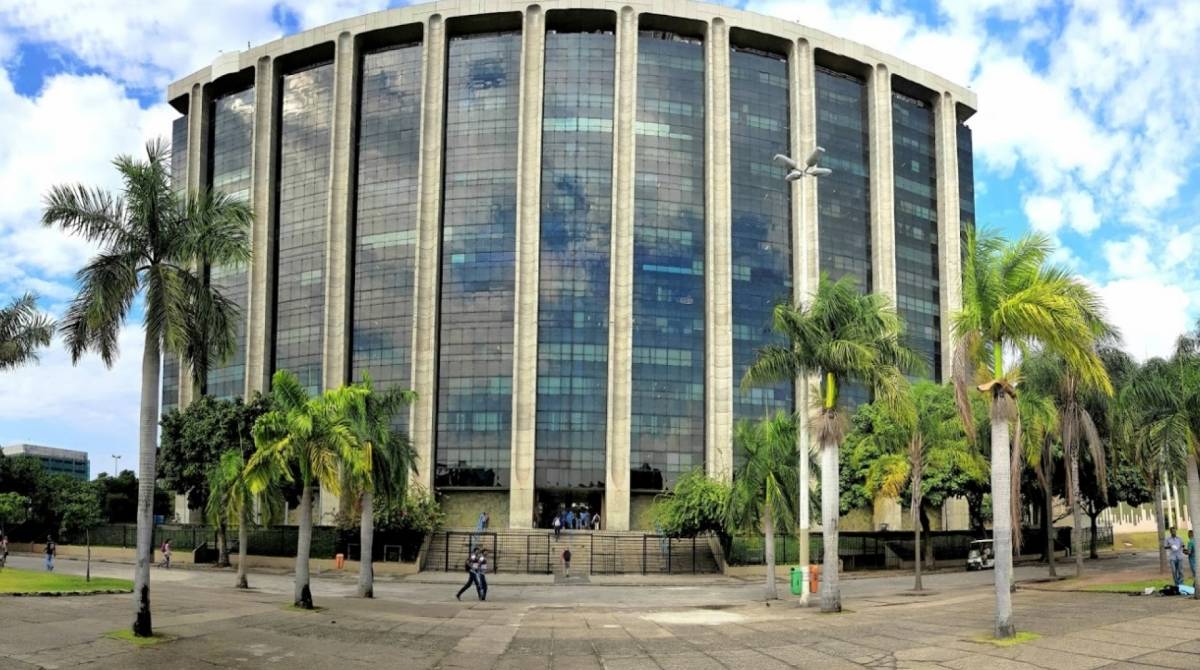 Prefeitura do Rio pagou primeira parcela do 13&ordm; de servidores estatut&aacute;rios nesta quinta-feira - Reprodu&ccedil;&atilde;o/Google