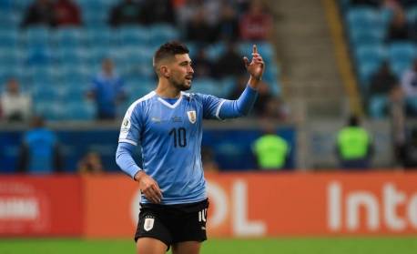 Arrascaeta é convocado para defender seleção uruguaia e deverá desfalcar o Flamengo em clássico