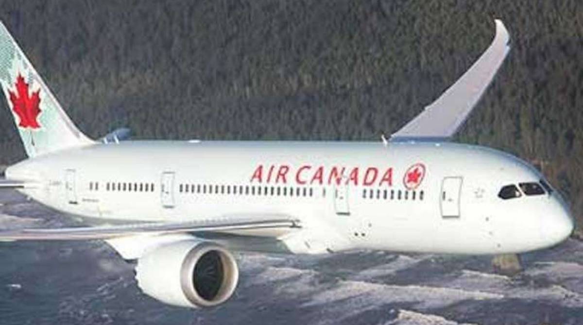 A Air Canada pediu desculpas pelo incidente, de acordo com Tiffani Adams, que disse não conseguir dormir bem desde então, vítima de pesadelos
 - Divulgação