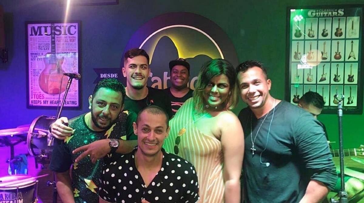 Grupo Samba 21 e Juliana Palmer  - Divulgação 