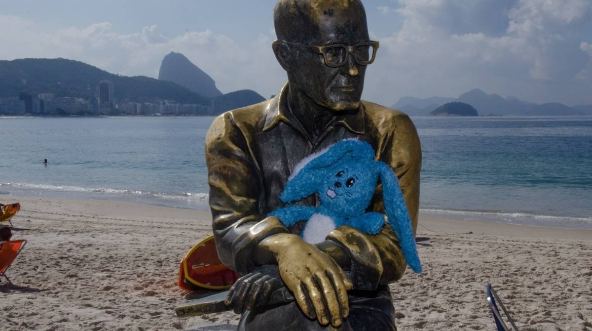 O coelho Sansão, personagem da \'Turma da Mônica\', faz um tour pelo Brasil em busca de Floquinho, cachorro do Cebolinha