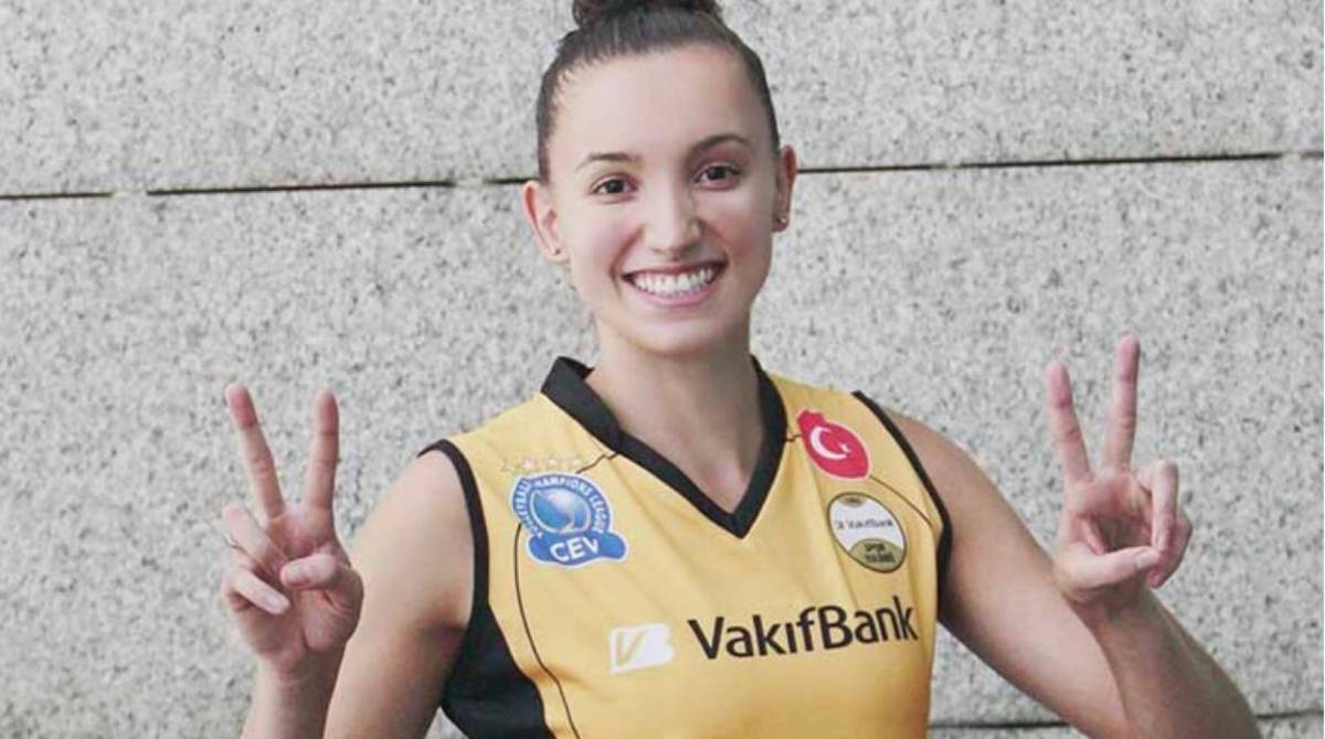 A ponteira Gabi acerta com o VakifBank, da Turquia
 - Divulgação