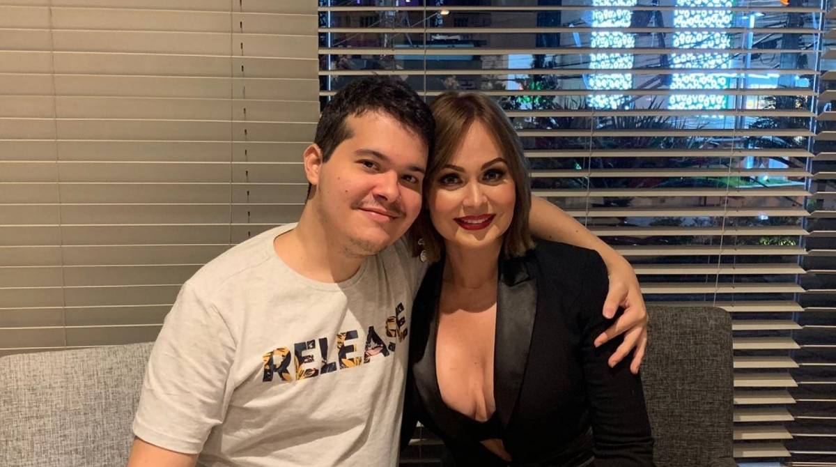 Renato Ronner e Gabriela Sapnic - Adélia Tahim