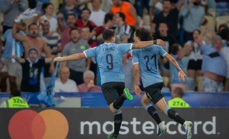 Cavani e Suárez viram alvos de clube mexicano