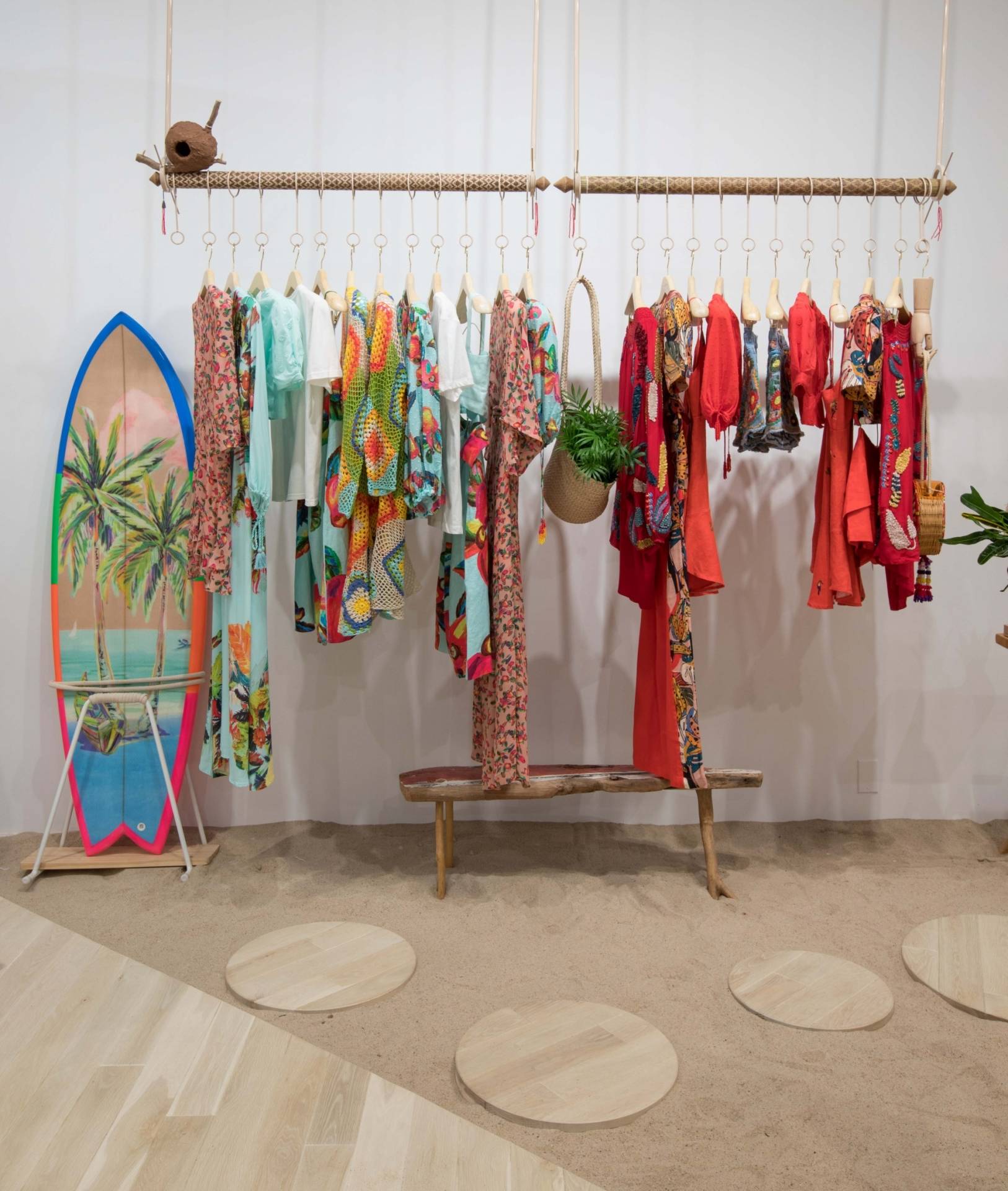 Estampas diferenciadas da Farm ganham o mercado norte-americano