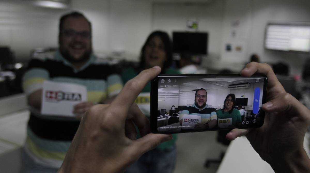 Rio,26/06/2019- REDAÃÂÃÂO- LIVE. ComemoraÃÂ§ÃÂ£o dos 50 anos do Jornal O Dia. Na foto, Rodrigo Teixeira e FÃÂ¡bia Oliveira .Foto: ClÃÂ©ber Mendes/AgÃÂªncia O Dia -  ClÃÂ©ber Mendes/AgÃÂªncia O Dia