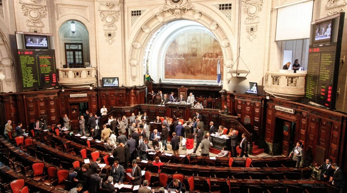 Deputados estaduais aprovaram emendas impositivas - Octacílio Barbosa/Alerj