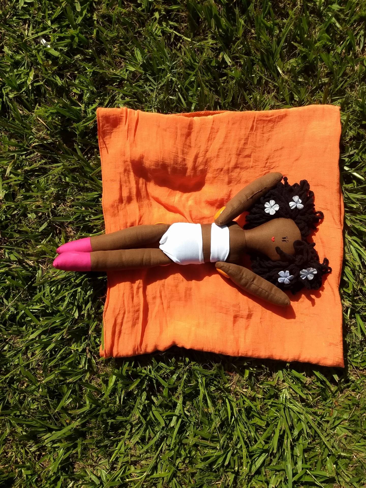 Jaciana e Leandro Melquiades, fundadores da Era Uma Vez o Mundo  e  da primeira loja só de bonecas negras do Brasil 