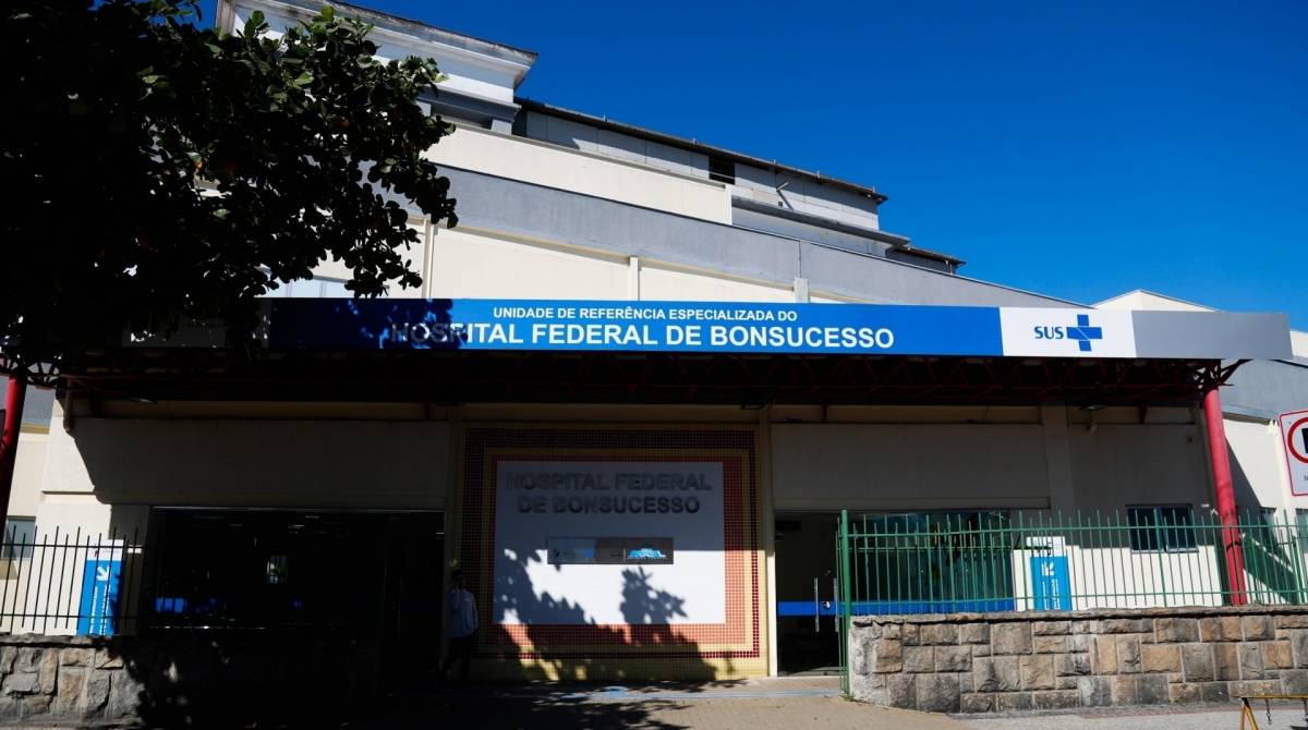 Para funcion&aacute;rios, o diretor-geral Dr. Paulo Roberto Cotrim vem corrigindo os problemas deixados pela gest&atilde;o anterior - Gilvan de Souza / Agencia O Dia