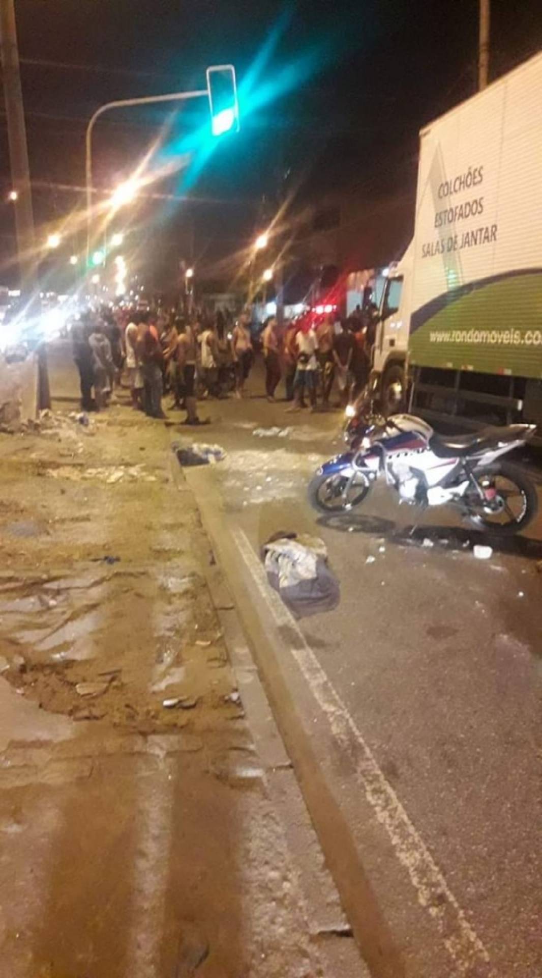 Estrada Rio do Pau após manifestações - Reprodução / Internet