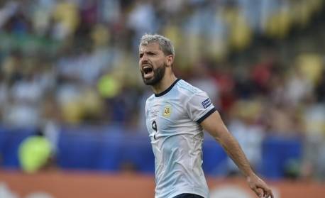 Portal espanhol crava acerto entre Barcelona e Agüero