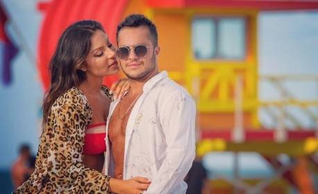 Mulher de Tammy Miranda faz transplante de sobrancelha: '5 horas de cirurgia'