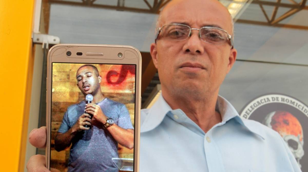 Taxista &eacute; sequestrado morto em Belford Roxo e corpo encontrado em comunidade.