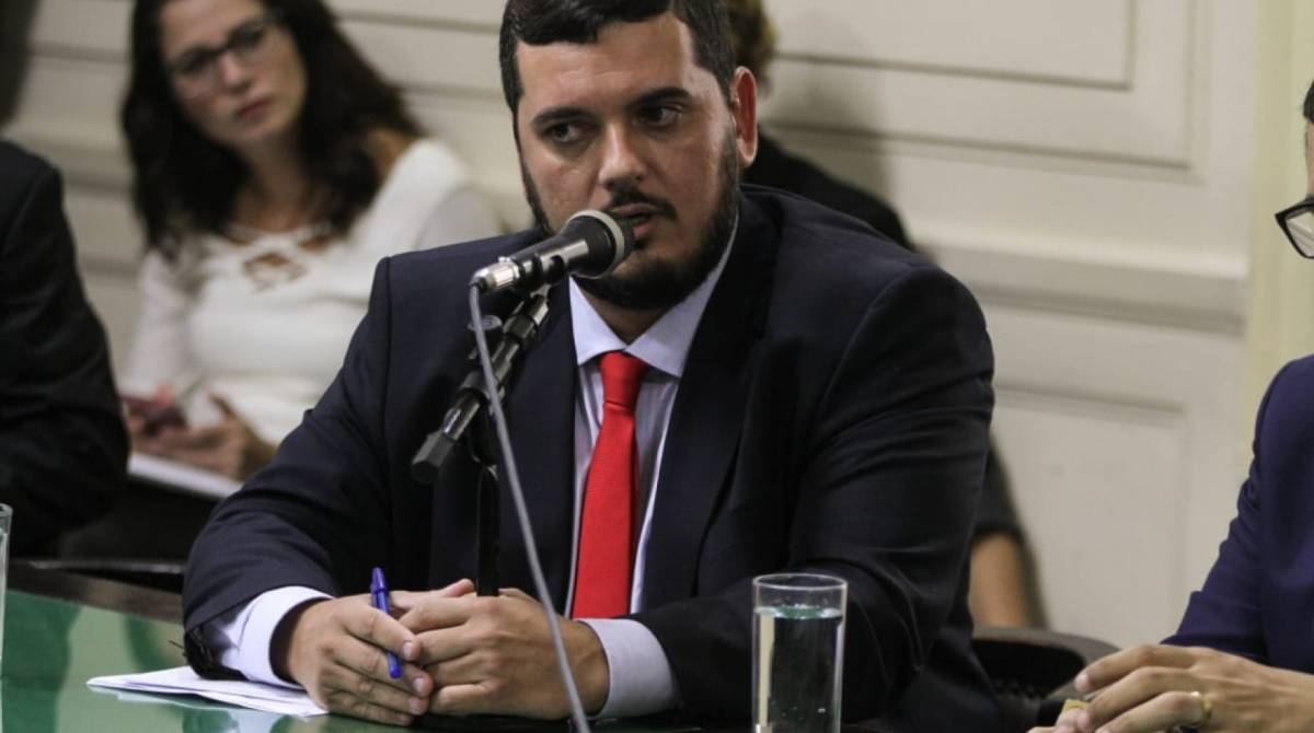 Rodrigo Bacellar: a ideia é compartilhar sacrifícios e estabelecer equilíbrio de custos - Reprodução/Facebook