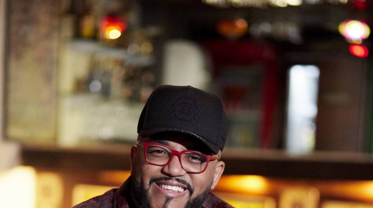 Tiee fará show na Via Music Hall, em São joão de Meriti