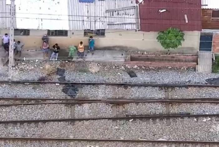 Mulher morreu atropelada por trem da SuperVia perto de Del Castilho