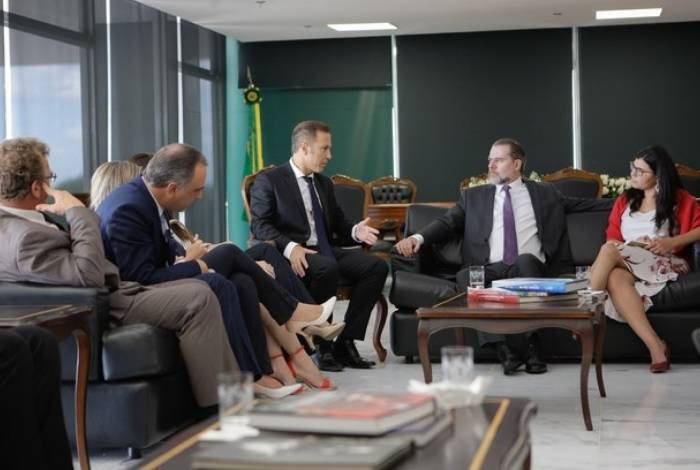 Sofás e poltronas do Supremo Tribunal Federal (STF) serão trocados