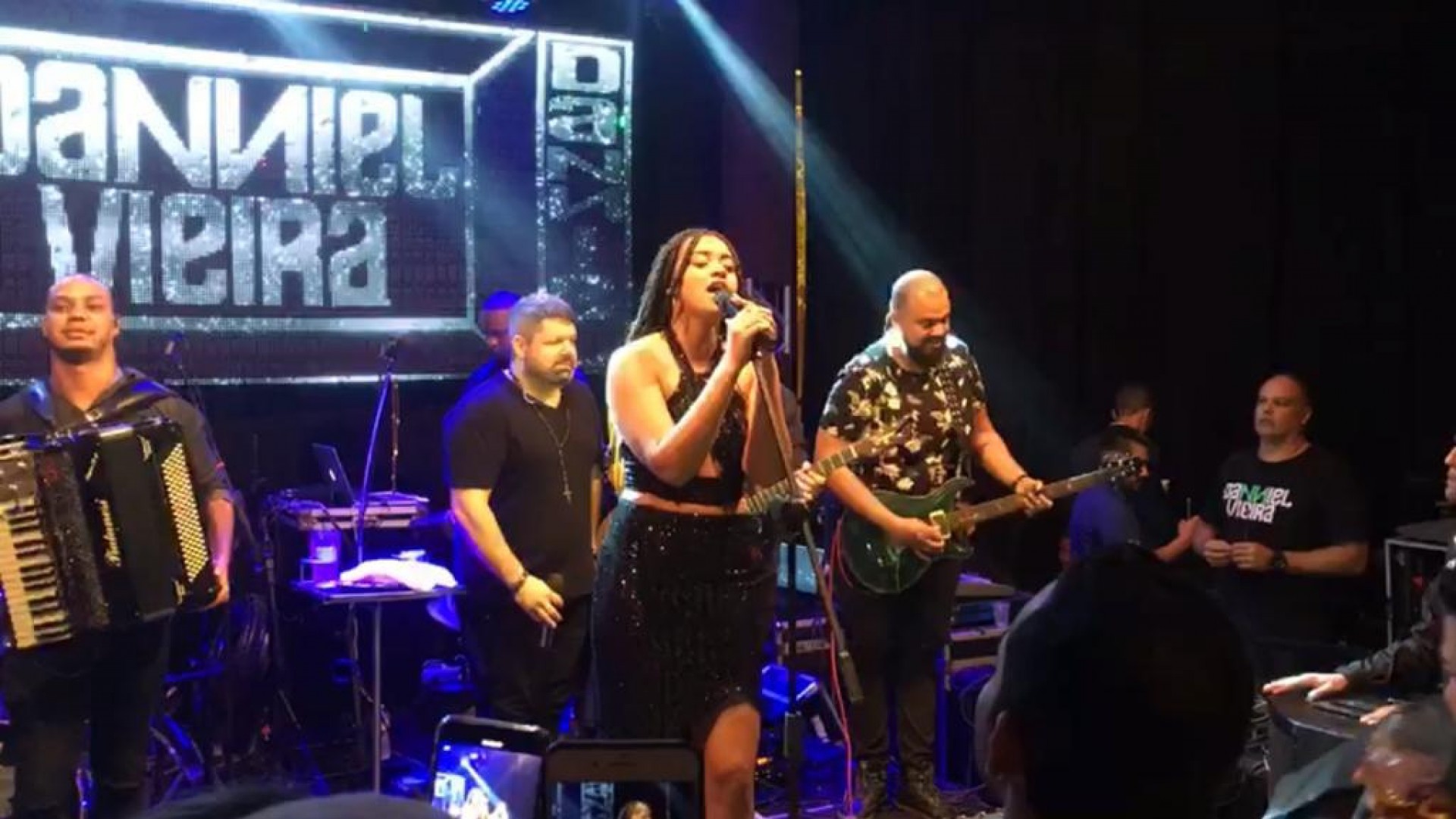 Camilly Vict&oacute;ria  - Reprodu&ccedil;&atilde;o internet 