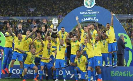 Copa América: Por que Cueva jogou com uma carta dentro da meia em