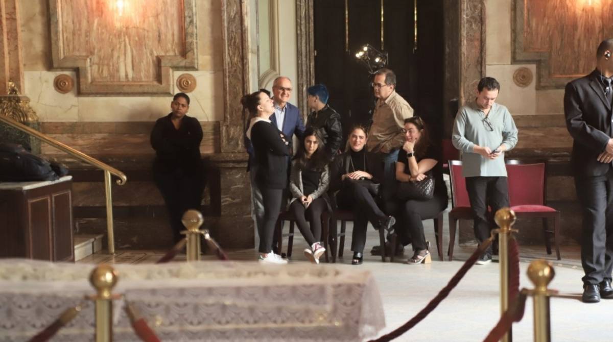 Vel&oacute;rio de Jo&atilde;o Gilberto no Theatro Municipal do Rio - Ag. News