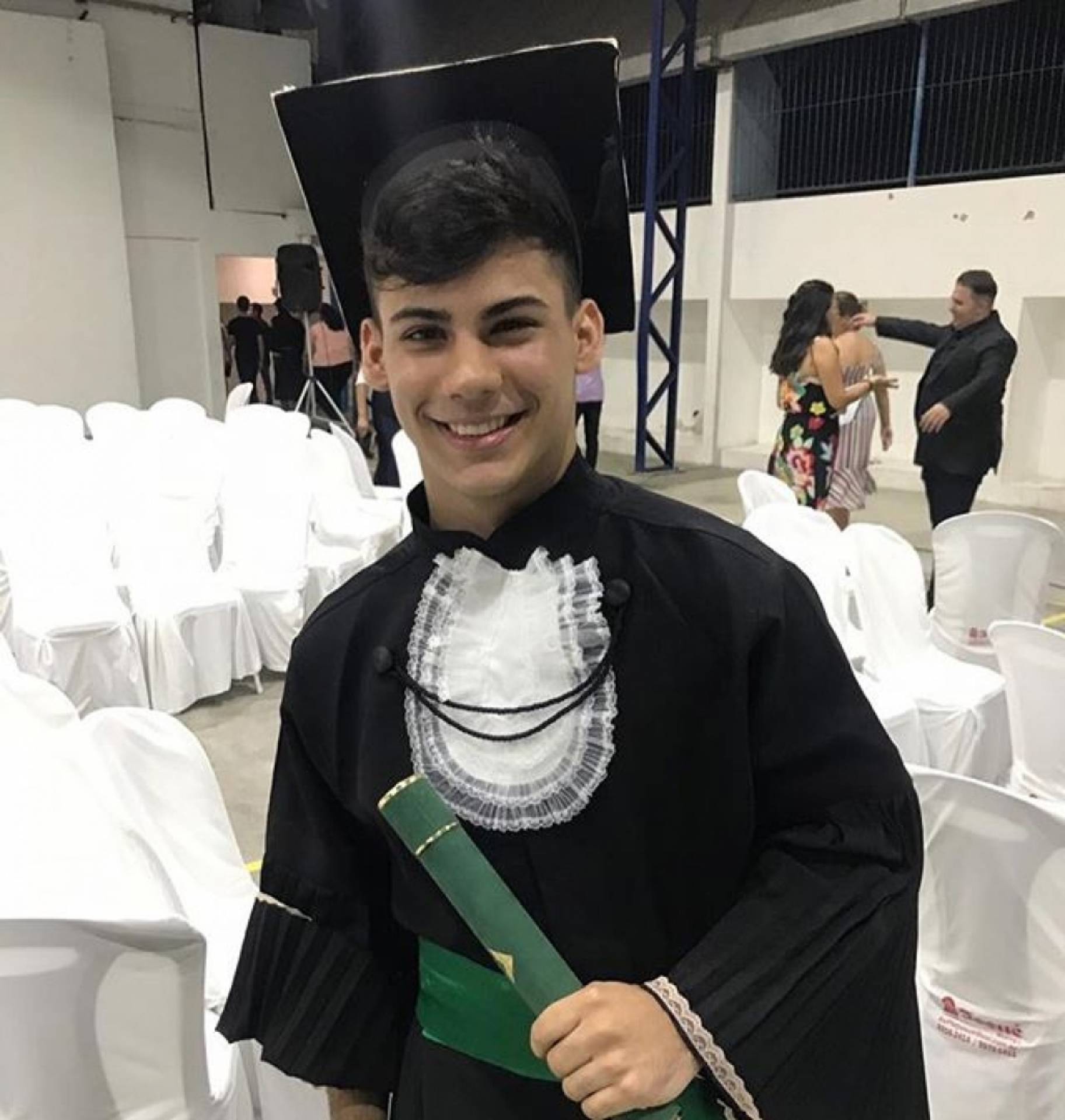 Luiz Filipe na formatura do ensino médio, em dezembro de 2018.