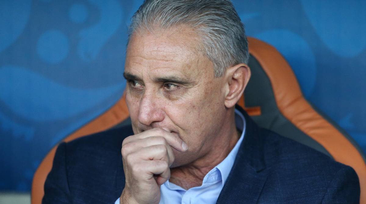 O t&eacute;cnico Tite e seus auxiliares acompanham o Pr&eacute;-Ol&iacute;mpico - Daniel Castelo Branco / Ag&ecirc;ncia O Dia