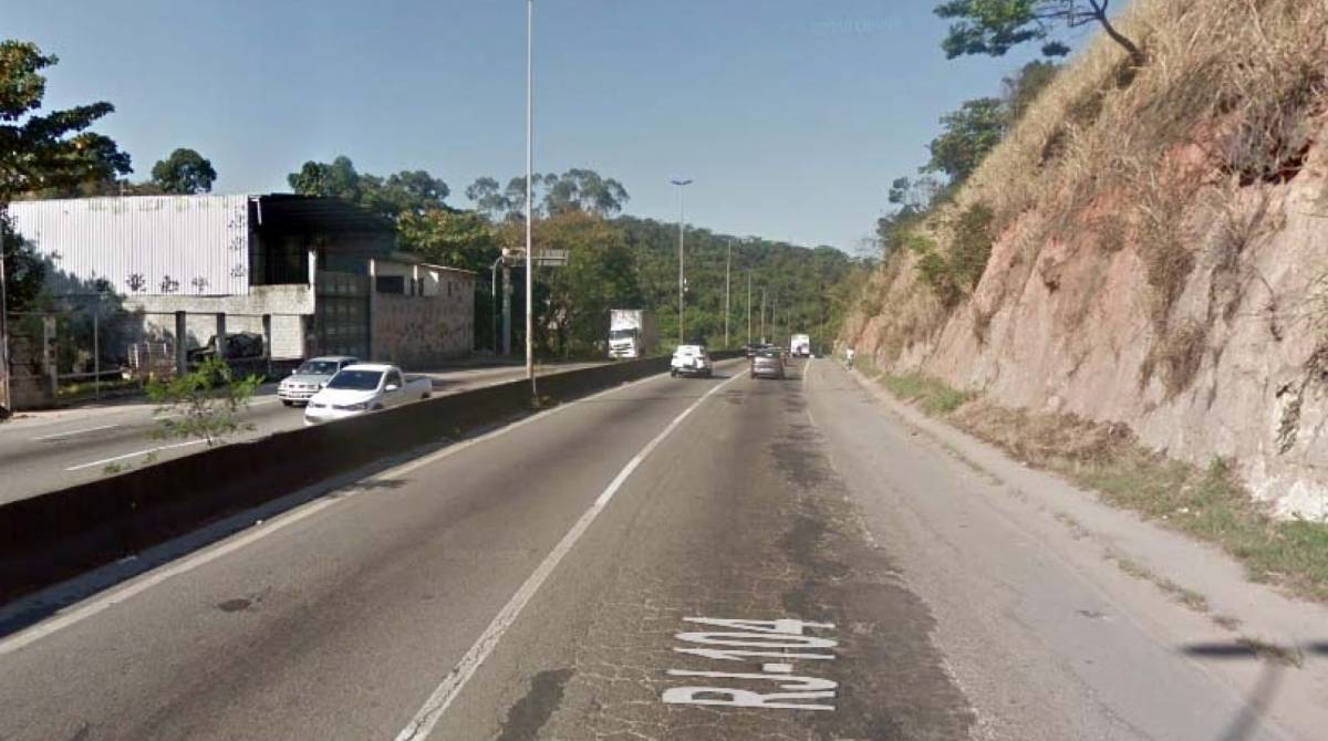 Crime aconteceu na altura da comunidade do Caramujo - Reprodução / Google Street View