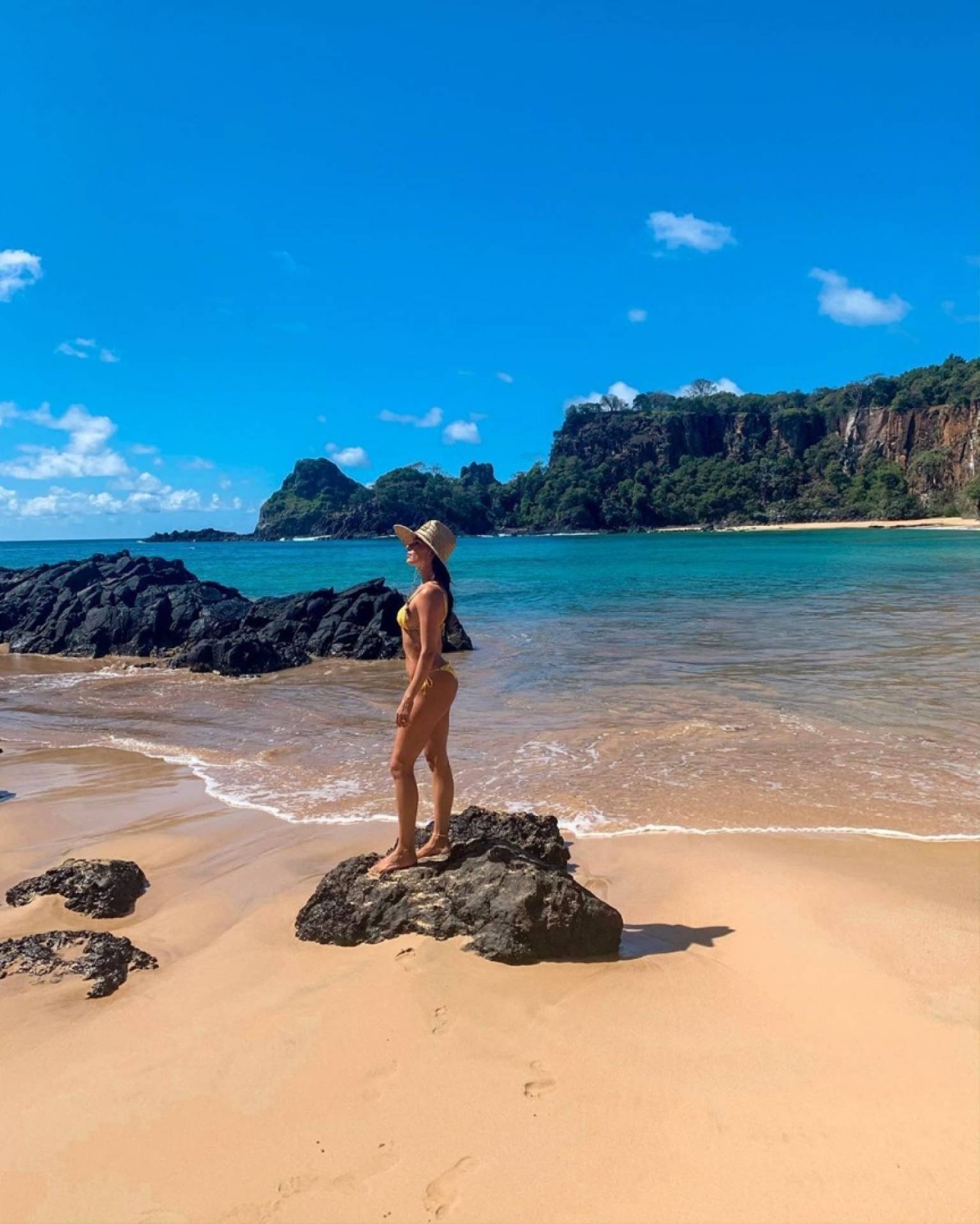 Isis Valverde em Fernando de Noronha