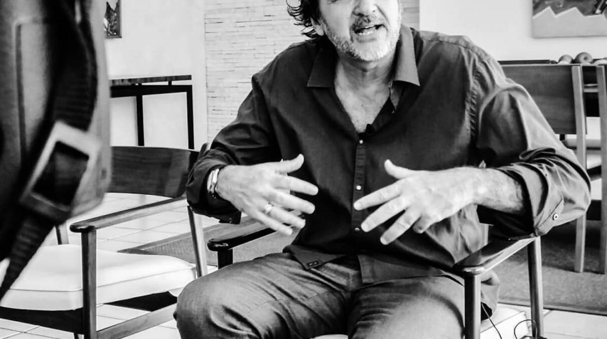 Jo&atilde;o Alvarenga Jr. para o document&aacute;rio/s&eacute;rie 'Trapalhadas Sem Fim'