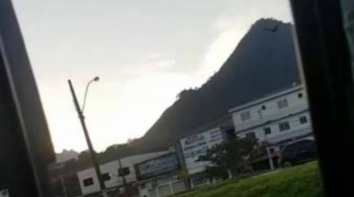 Tiros foram ouvidos da Rio-Santos - Reprodução / OTT-RJ